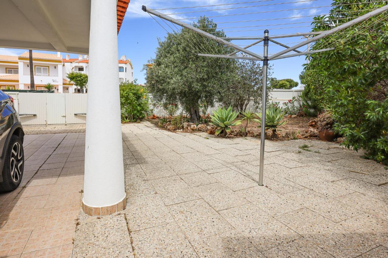 Villa Cesaltina - Gale - Swimming Pool - By Bedzy Albufeira Eksteriør bilde